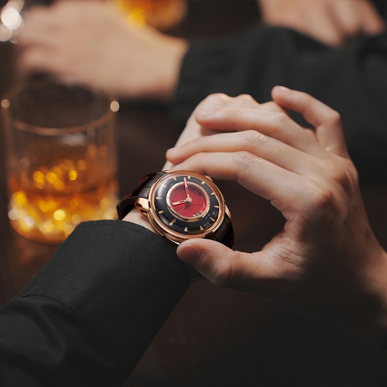 LUCKY HARVEY Player Series Sic Bo Red Automatic Rosegold