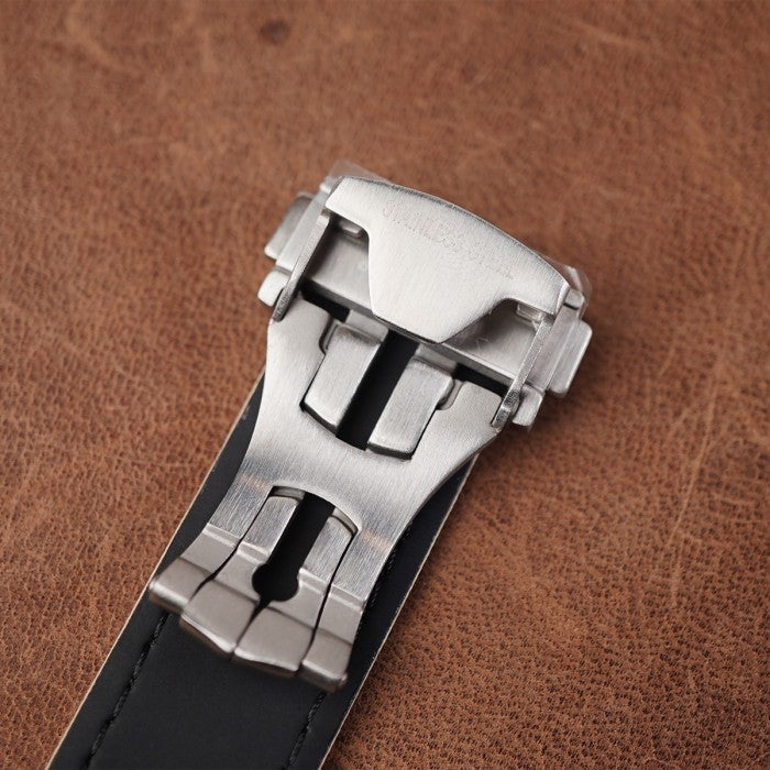 Artem Loop-Less Beige - White Stitching