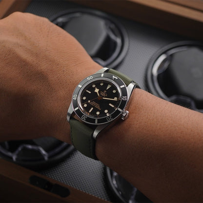 Artem Hydroflex Hybrid FKM Rubber Khaki Green - Green Stitching