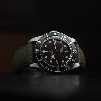 Artem Hydroflex Hybrid FKM Rubber Khaki Green - Green Stitching