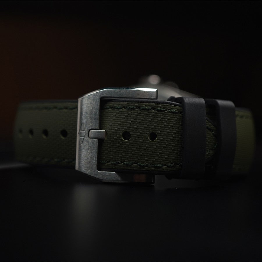 Artem Hydroflex Hybrid FKM Rubber Khaki Green - Green Stitching