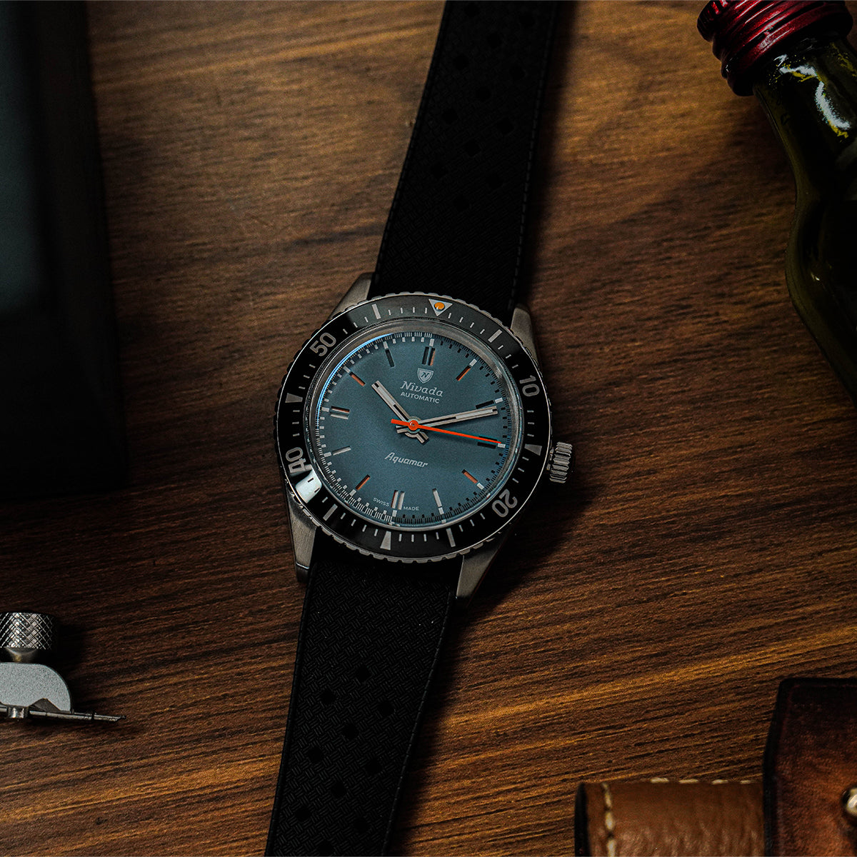 Nivada Grenchen Antarctic Diver Aquamar Grey