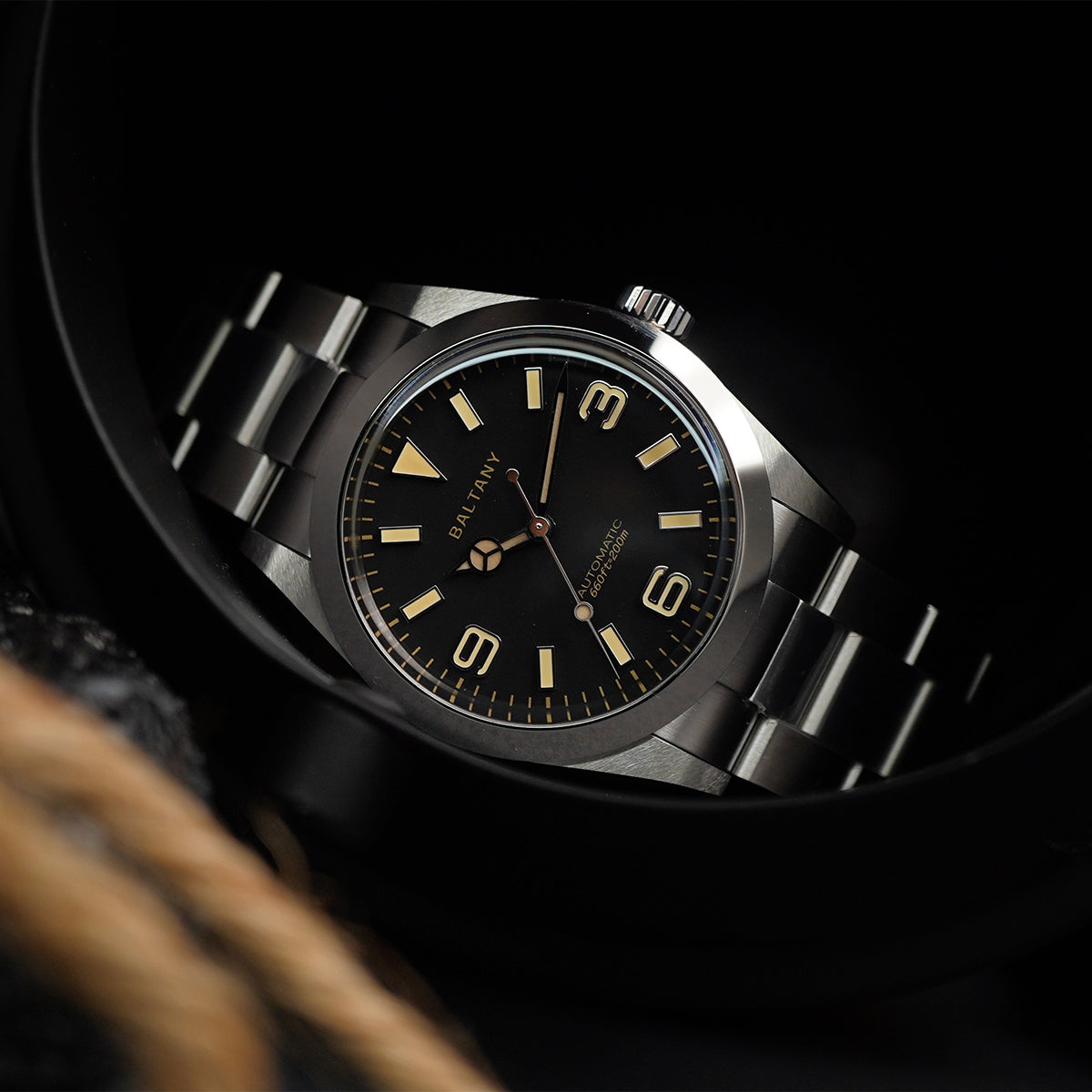 Baltany Modern Explorer S4056 36mm