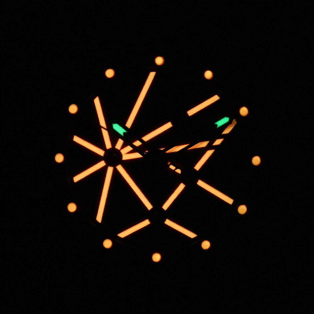 Bonest Gatti Metaverse BG7702 Barrel shaped Case