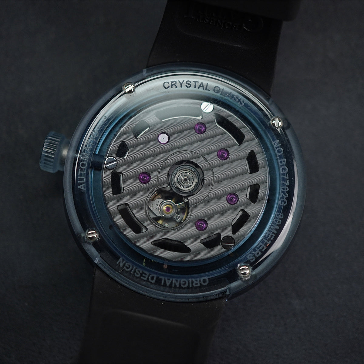 Bonest Gatti Metaverse BG7702 Barrel shaped Case