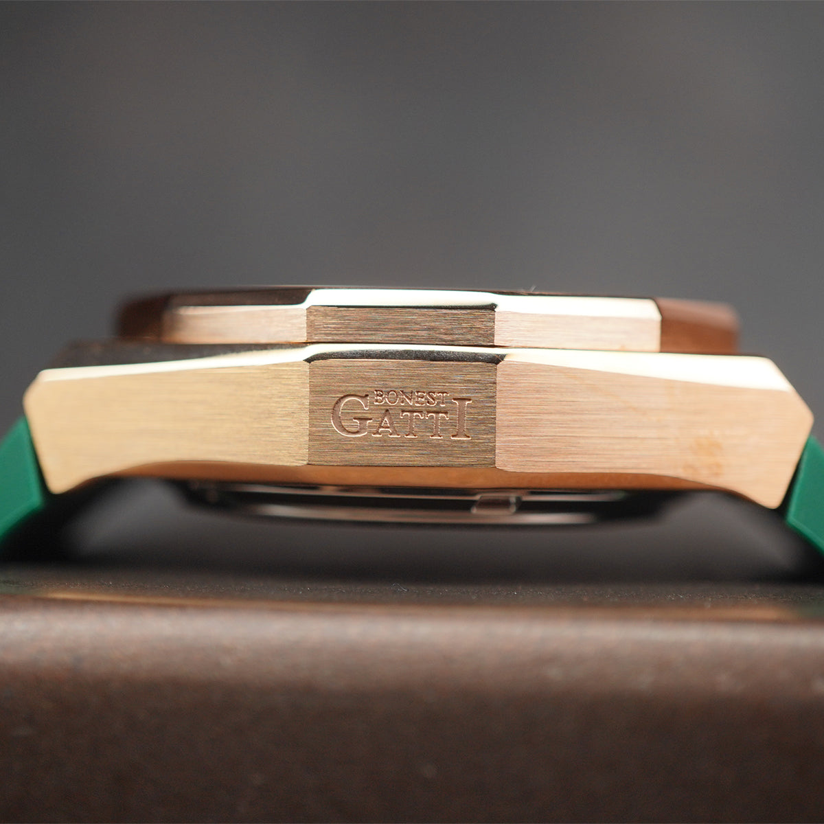 Bonest Gatti Starry Series BG8902 Zirconia Stones Bezel