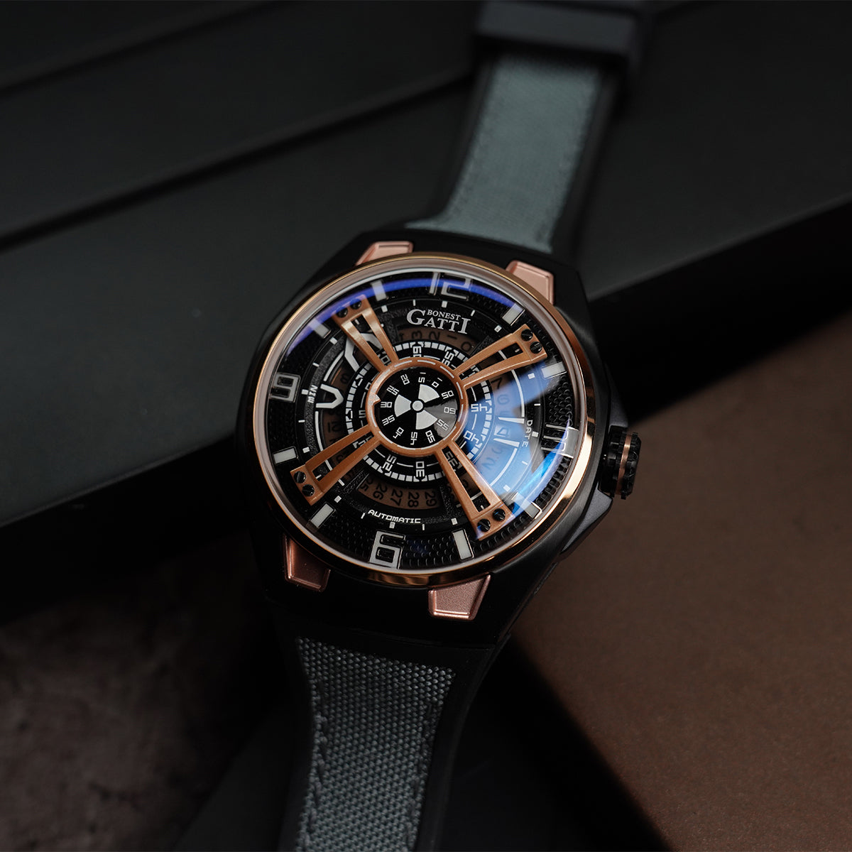 Bonest Gatti Universe BG5803 Round Shaped Case