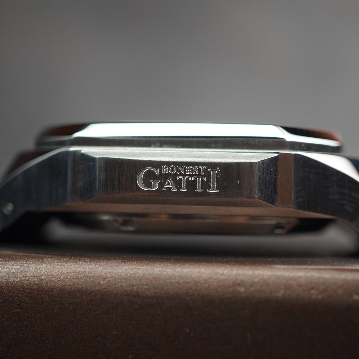 Bonest Gatti Reverse Gravity BG5802-A1 Silver Steel Case