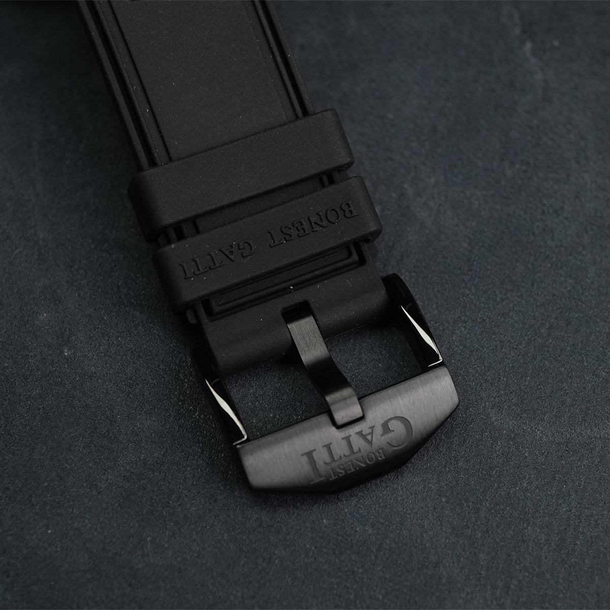 Bonest Gatti King Device BG5804 Square shaped Case - Horology Story Youtube Store