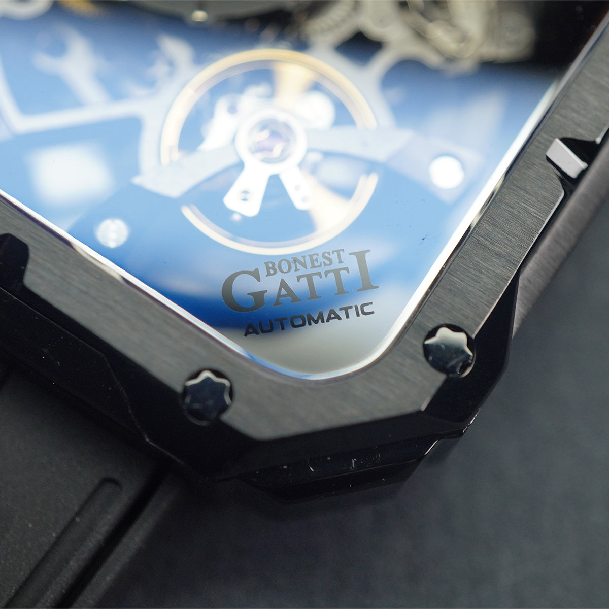 Bonest Gatti King Device BG5804 Square shaped Case - Horology Story Youtube Store