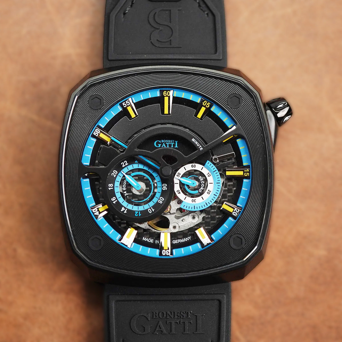 Bonest Gatti Whirlwind BG6601 Square shaped Black Steel Case