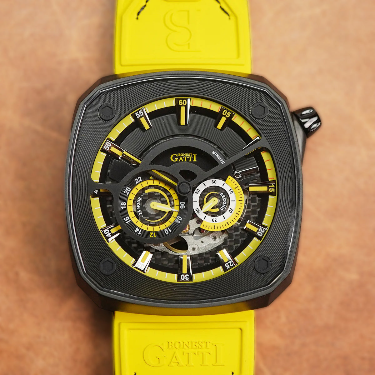 Bonest Gatti Whirlwind BG6601 Square shaped Black Steel Case