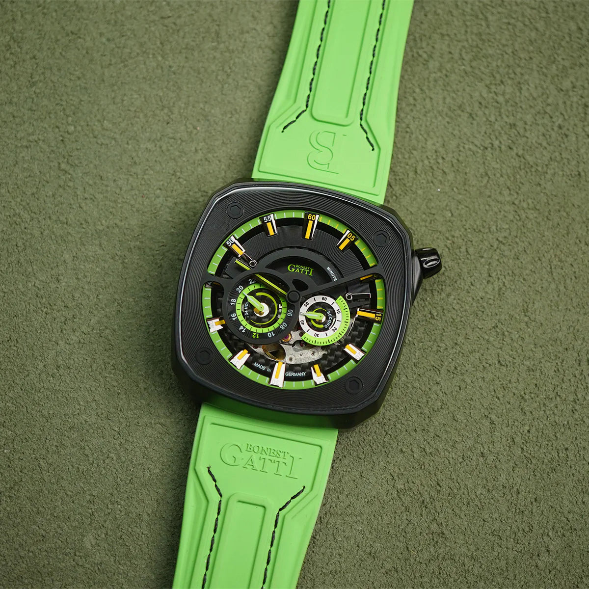 Bonest Gatti Whirlwind BG6601 Square shaped Black Steel Case