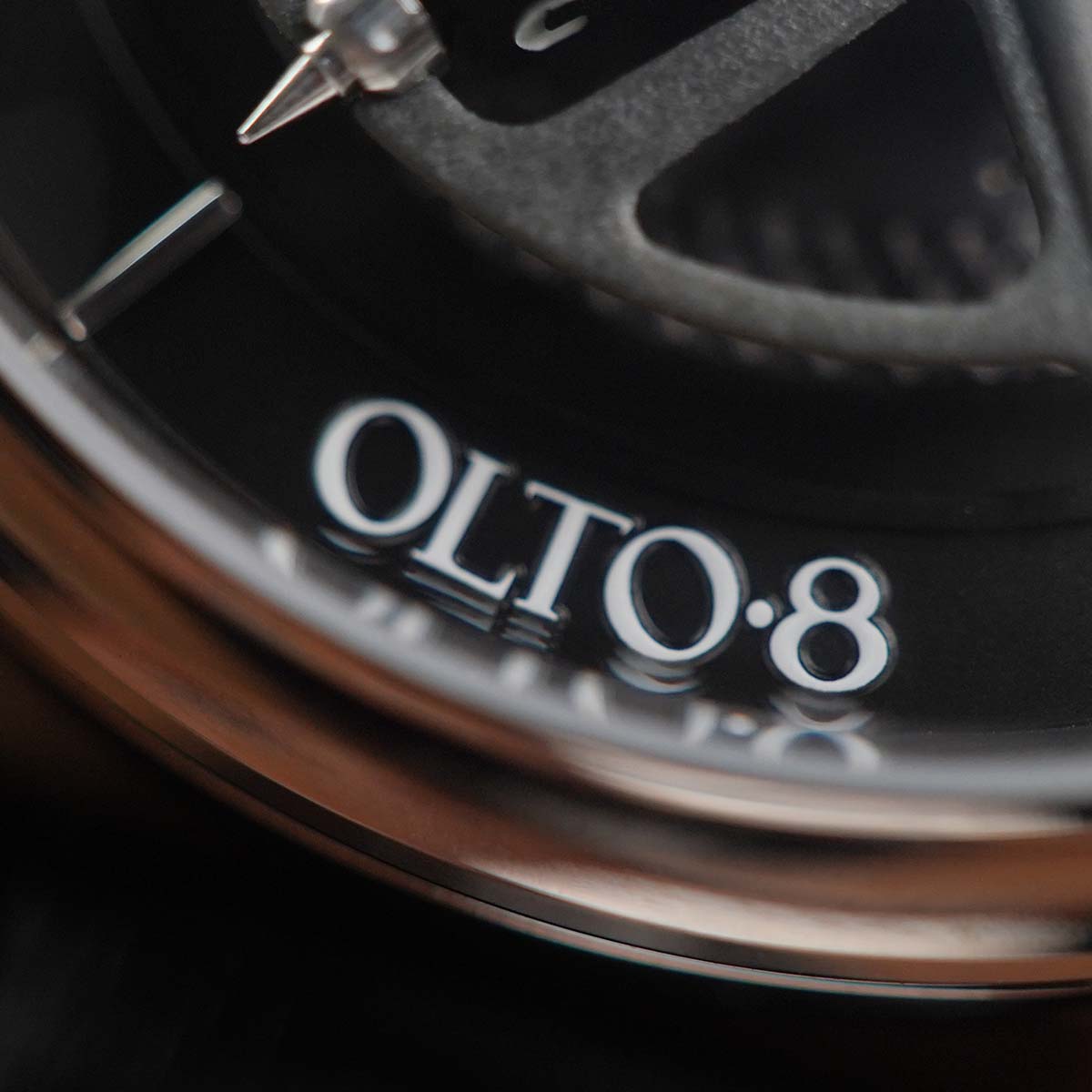 Olto-8 King Midnight Black Spades