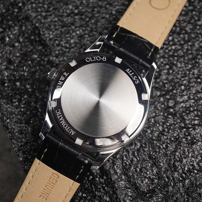 Olto-8 King Midnight Black Spades