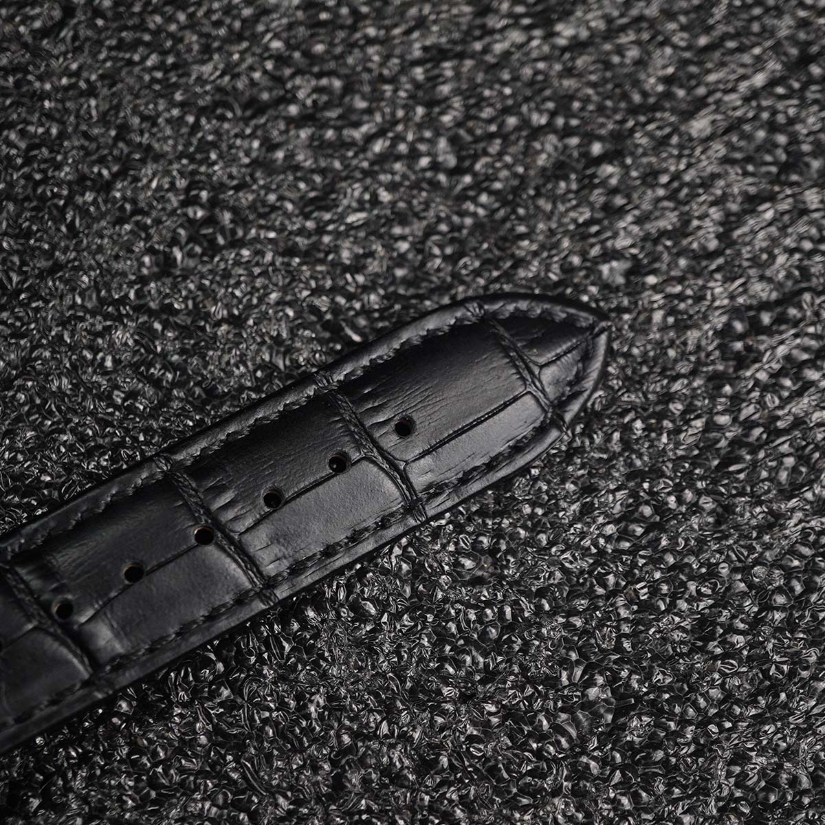 Olto-8 King Midnight Black Spades