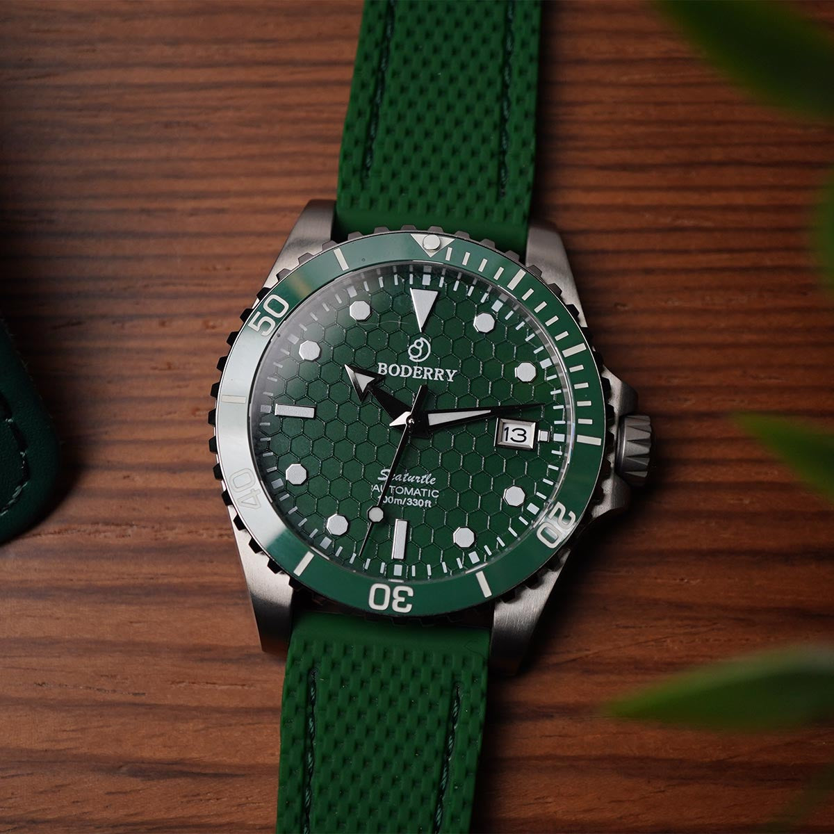 Boderry Seaturtle Ocean Titanium Diver 100m - Horology Story Youtube Store