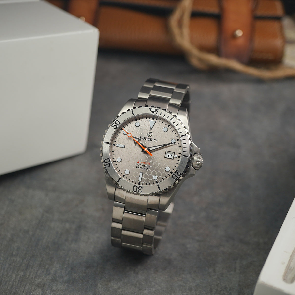 Boderry Seaturtle Ocean 100m Titanium Bracelet - Horology Story Youtube Store