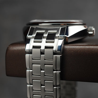 Bulova Jet Star BLV 96B415 Black Dial