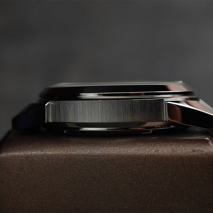 Bulova Sutton Classic BLV 96B422 Black Dial