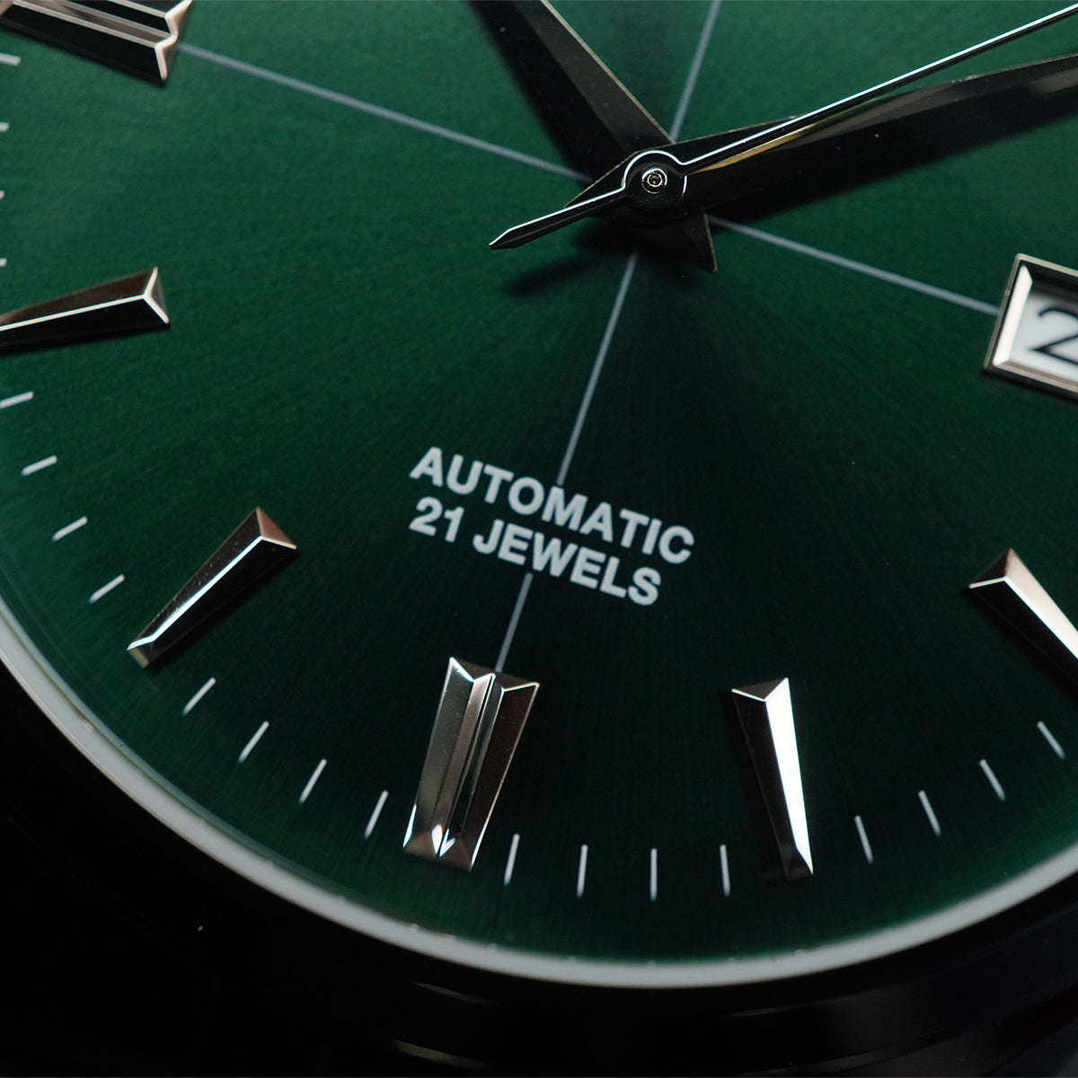 Bulova Sutton Classic BLV 96B424 Green Dial