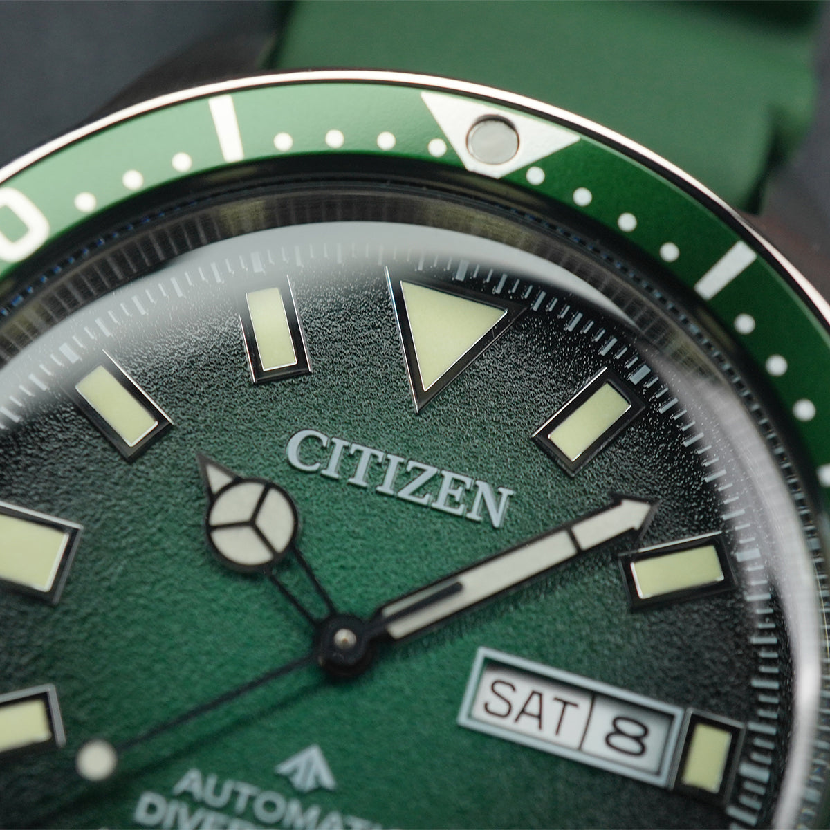 Citizen Promaster NY0121-09X Green Dial