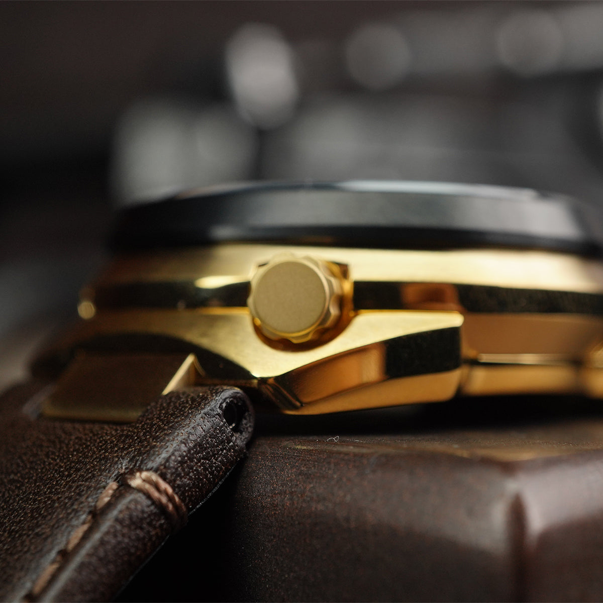 Citizen Promaster Tsuno Chrono Racer Limited Edition AV0072-01X Black Gold Dial