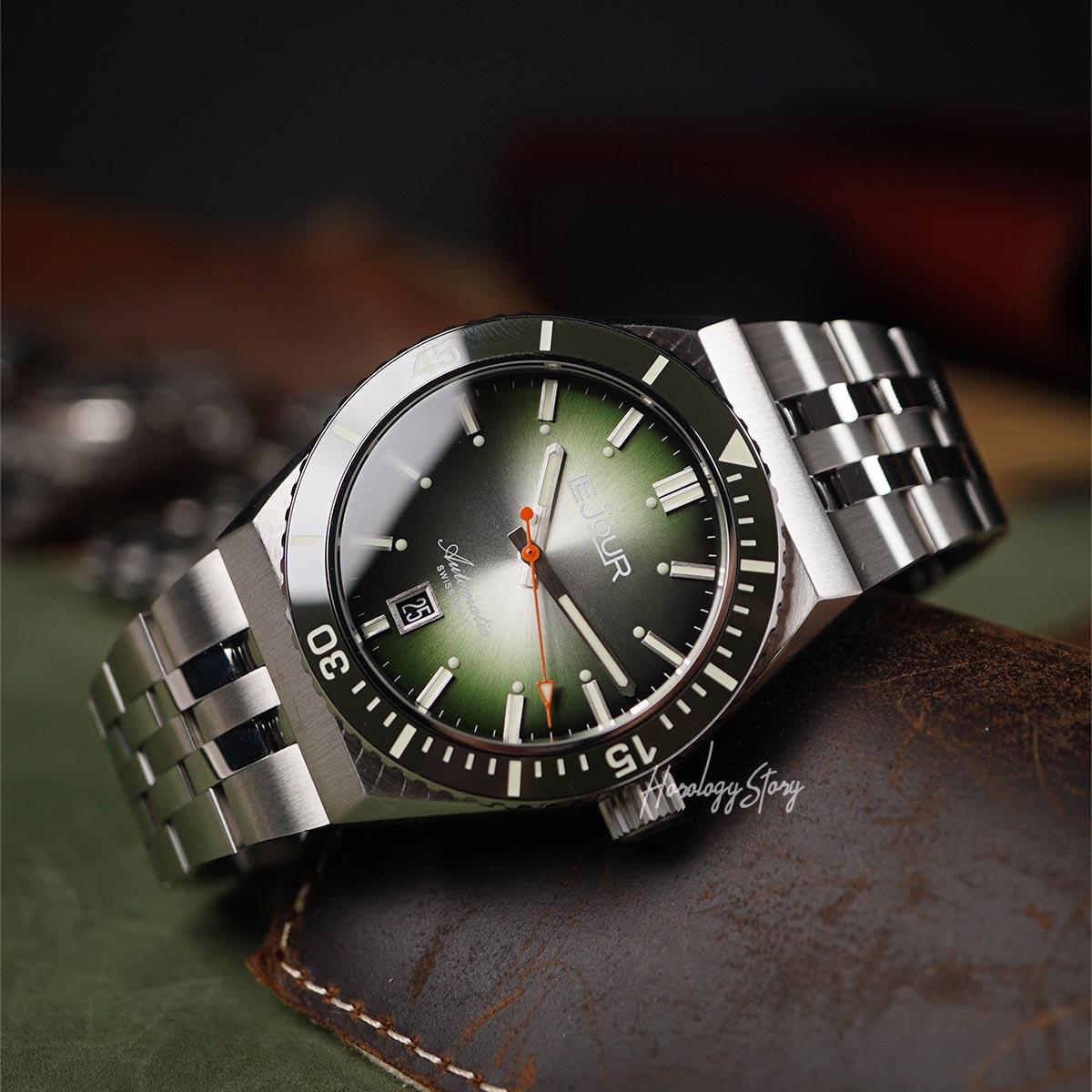 Le Jour Delmare Green Sunray Dial - Horology Story Youtube Store