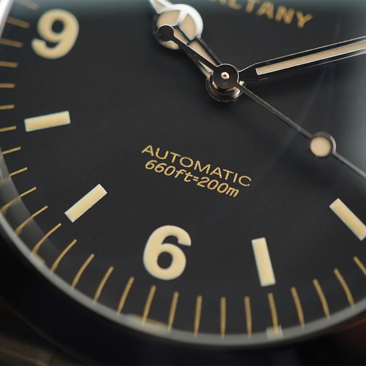 Baltany Explorer S4066AB 36mm