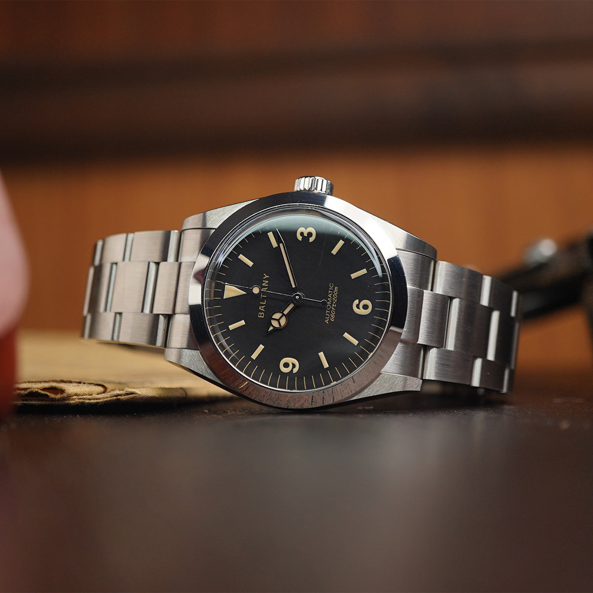 Baltany Explorer S4066AB 36mm