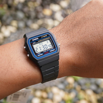 Casio F-91W-1DG Digital Stopwatch On Rubber