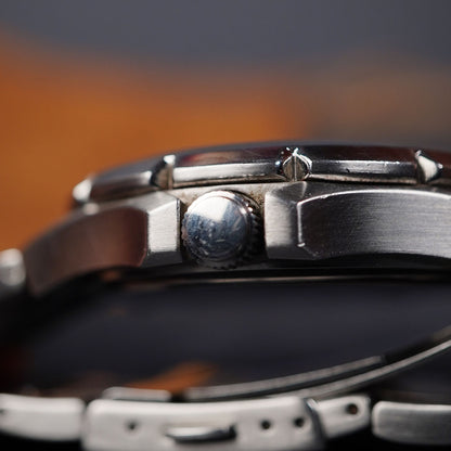 Guess Men Rush Silver I90199G1 42mm Stainless Steel Case Silver Dial - Horology Story Youtube Store