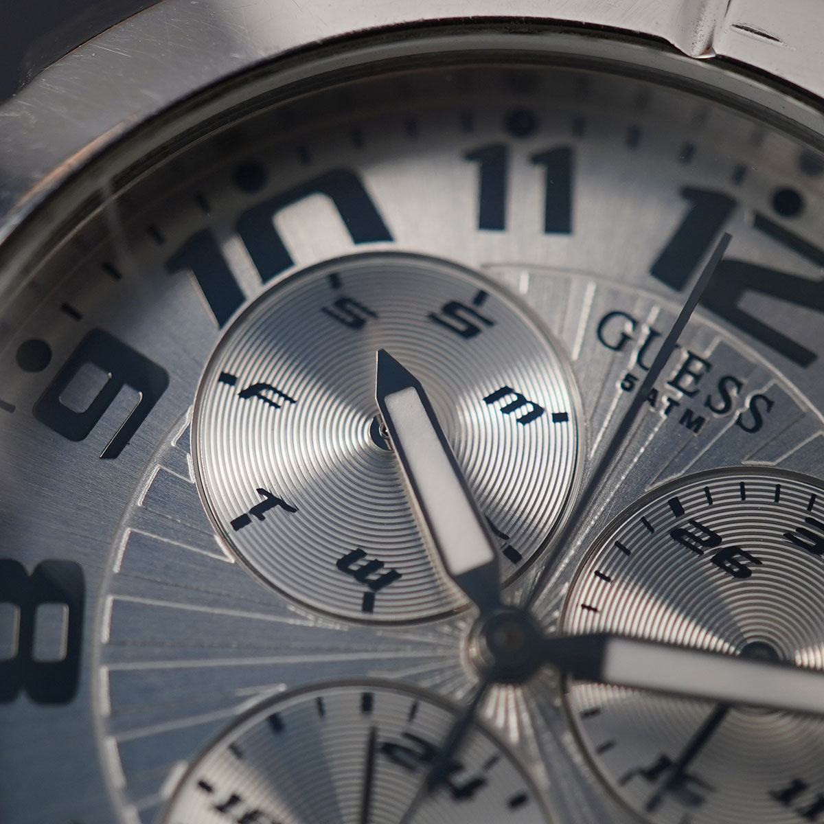 Guess Men Rush Silver I90199G1 42mm Stainless Steel Case Silver Dial - Horology Story Youtube Store