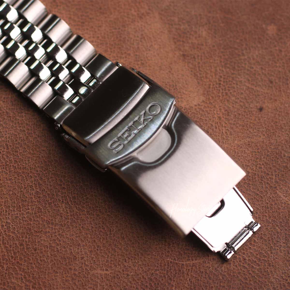 Seiko 5 Sports GMT Seiko SSK001K1 Black Grape - Horology Story Youtube Store