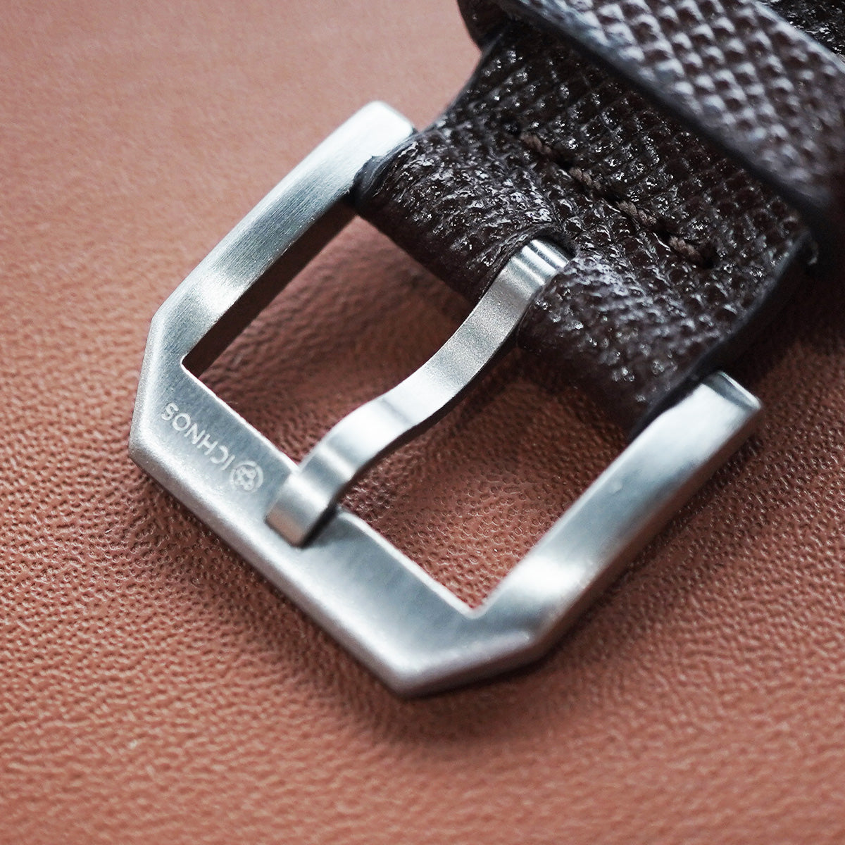 Ichnos Costerio Tobacco On Bracelet & Leather Strap