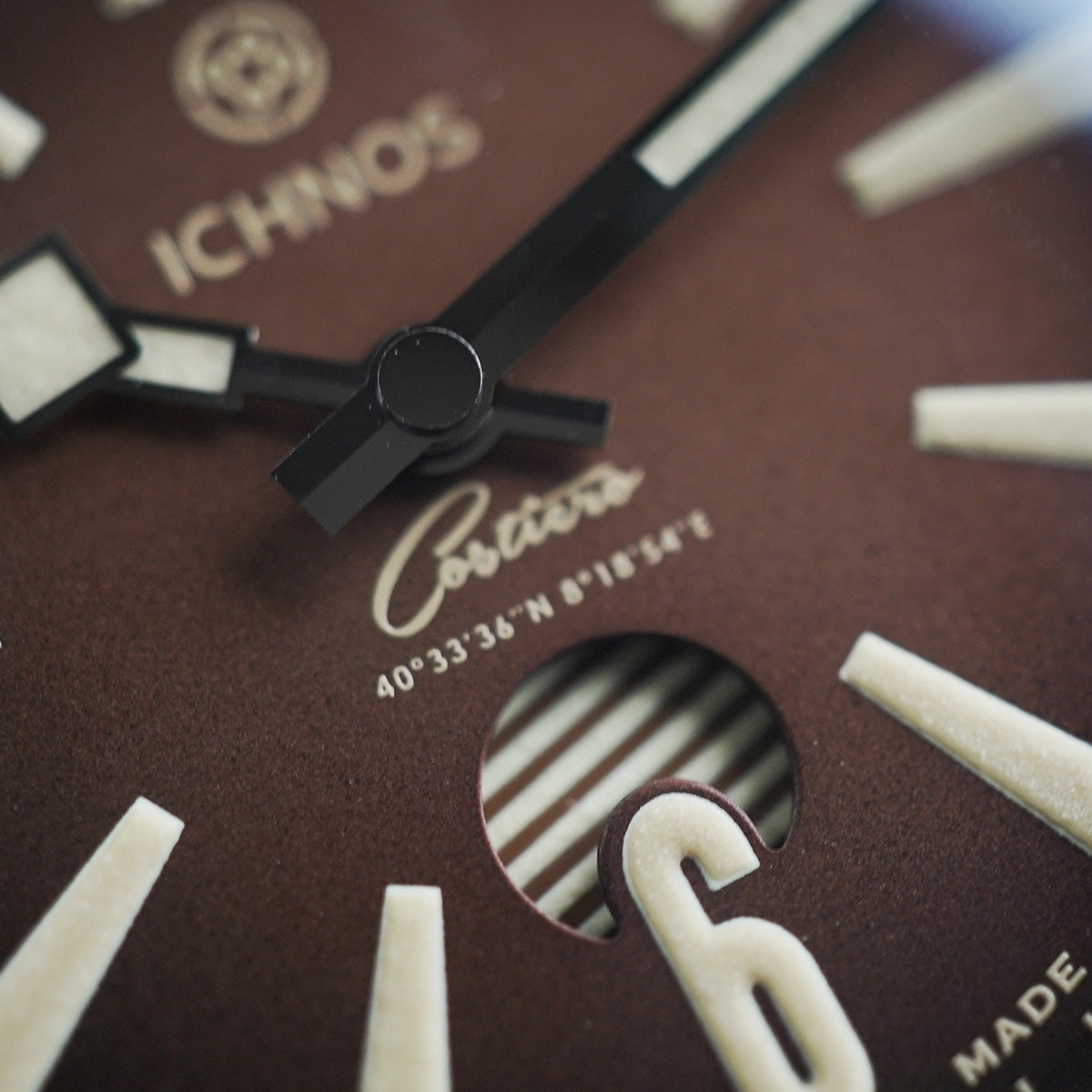 Ichnos Costerio Tobacco On Bracelet & Leather Strap