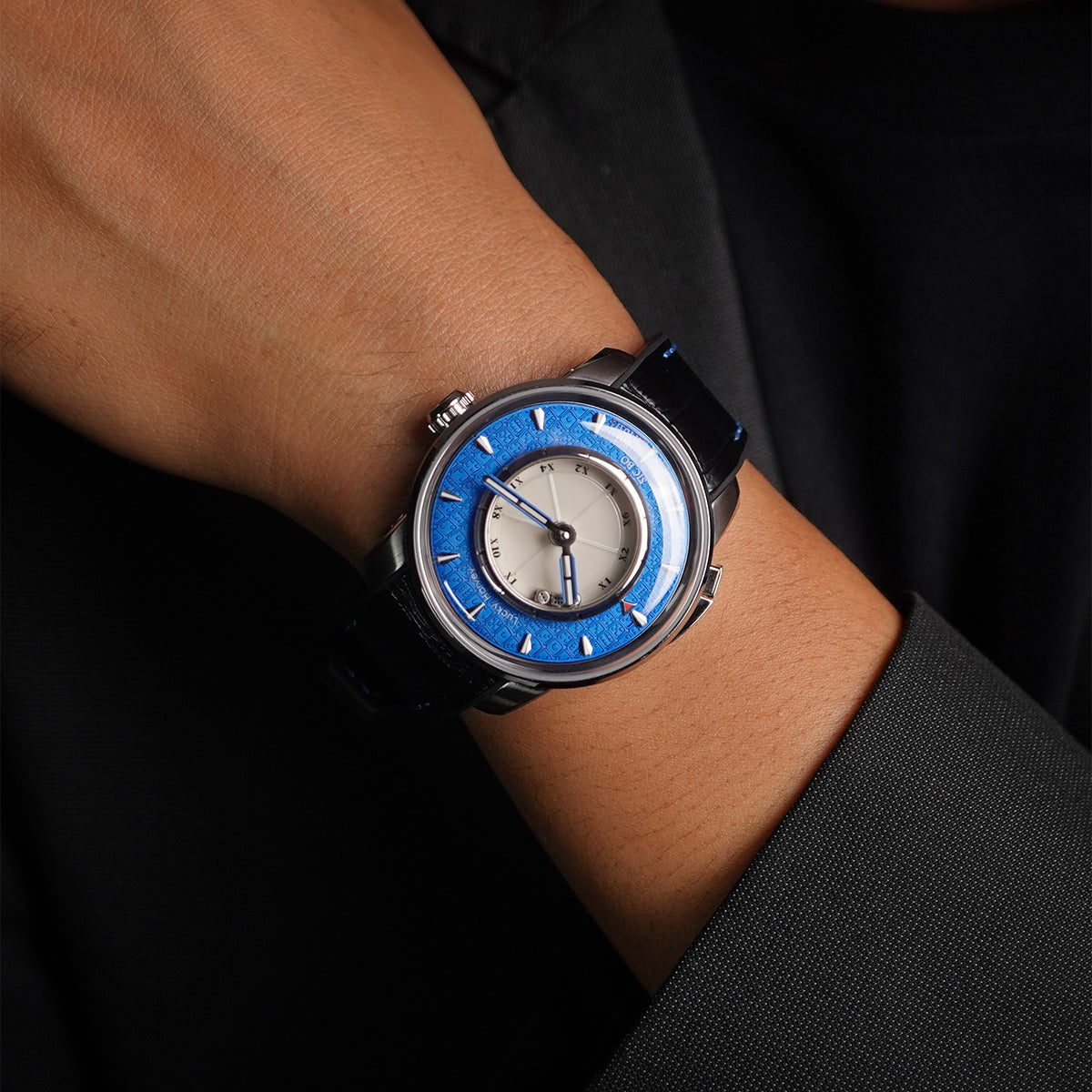 LUCKY HARVEY Player Series Sic Bo Blue Automatic