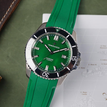 Venezianico Nereide 42mm Madreperla 4521540 Green MOP - Horology Story Youtube Store