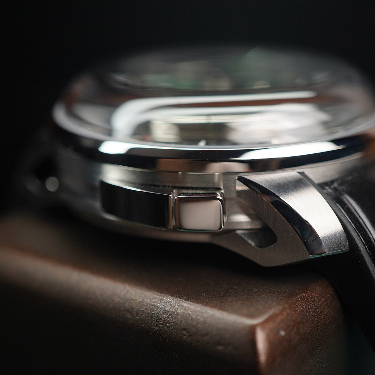 LUCKY HARVEY Player Series Sic Bo Green Automatic - Horology Story Youtube Store