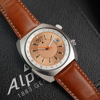 Alpina Startimer Pilot Heritage GMT AL-555RGS4H6 - Horology Story Youtube Store
