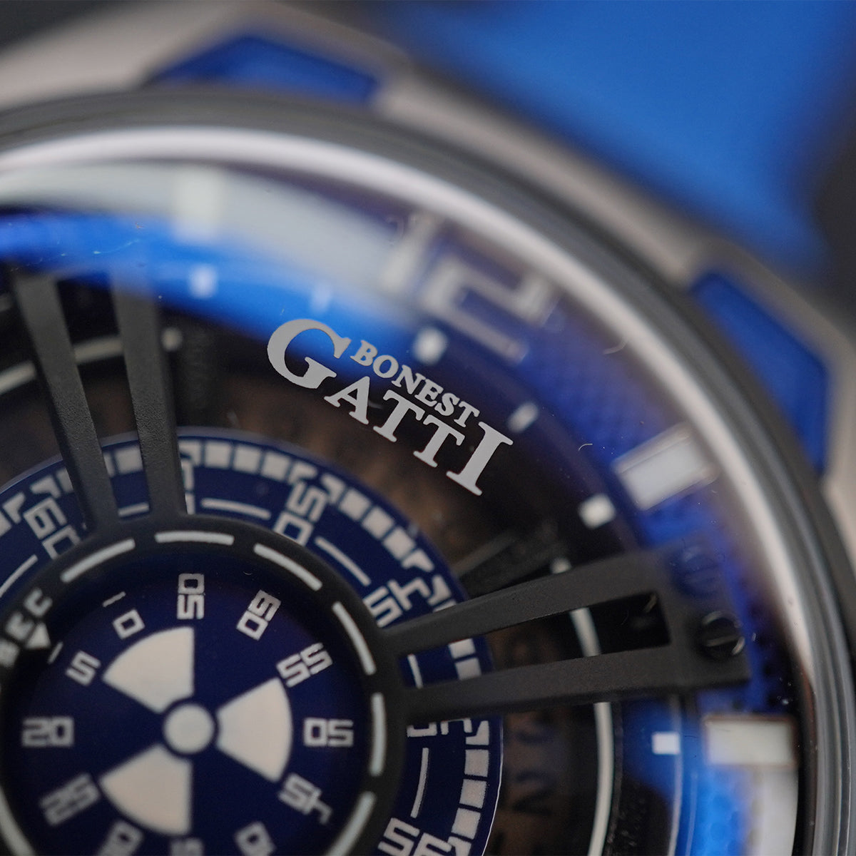 Bonest Gatti Universe BG5803 Round Shaped Case