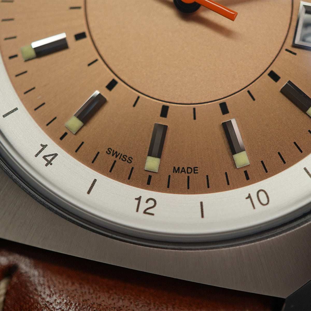 Alpina Startimer Pilot Heritage GMT AL-555RGS4H6 - Horology Story Youtube Store