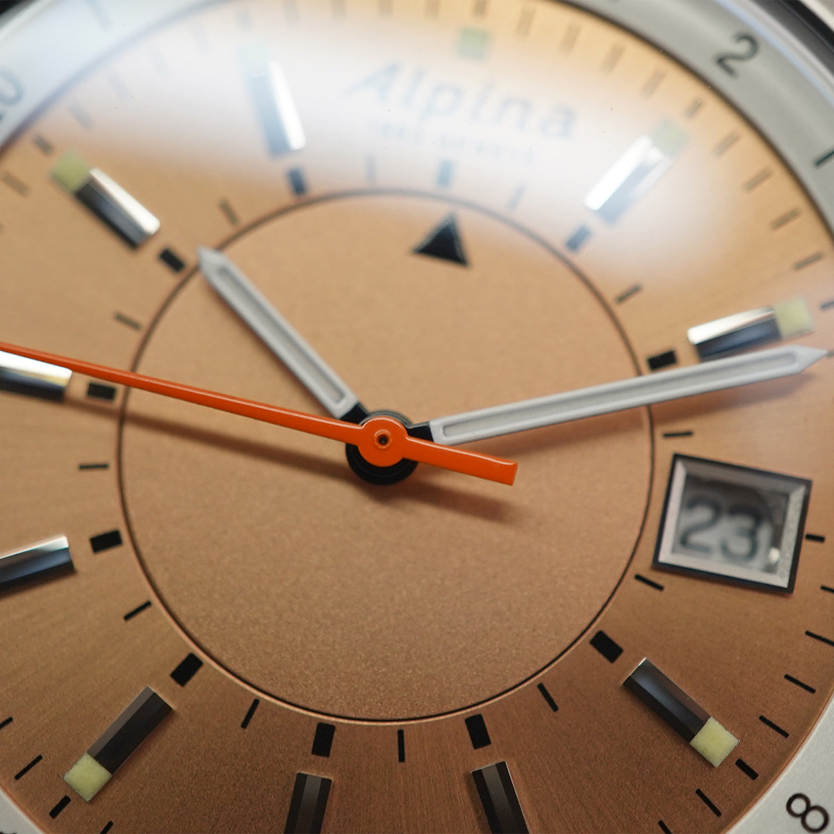 Alpina Startimer Pilot Heritage GMT AL-555RGS4H6 - Horology Story Youtube Store