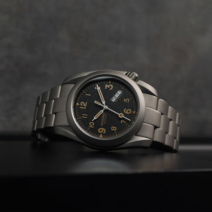 Boderry Voyager Titanium Field 100m Bracelet Day-Date