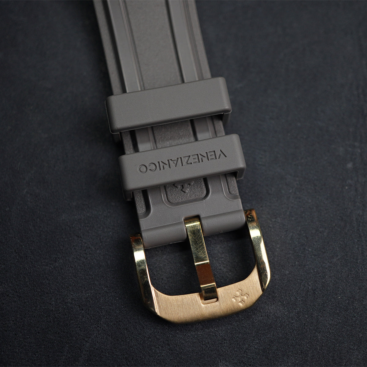 Venezianico Nereide 42mm 4521555 Bronzo Fume Dial - Horology Story Youtube Store