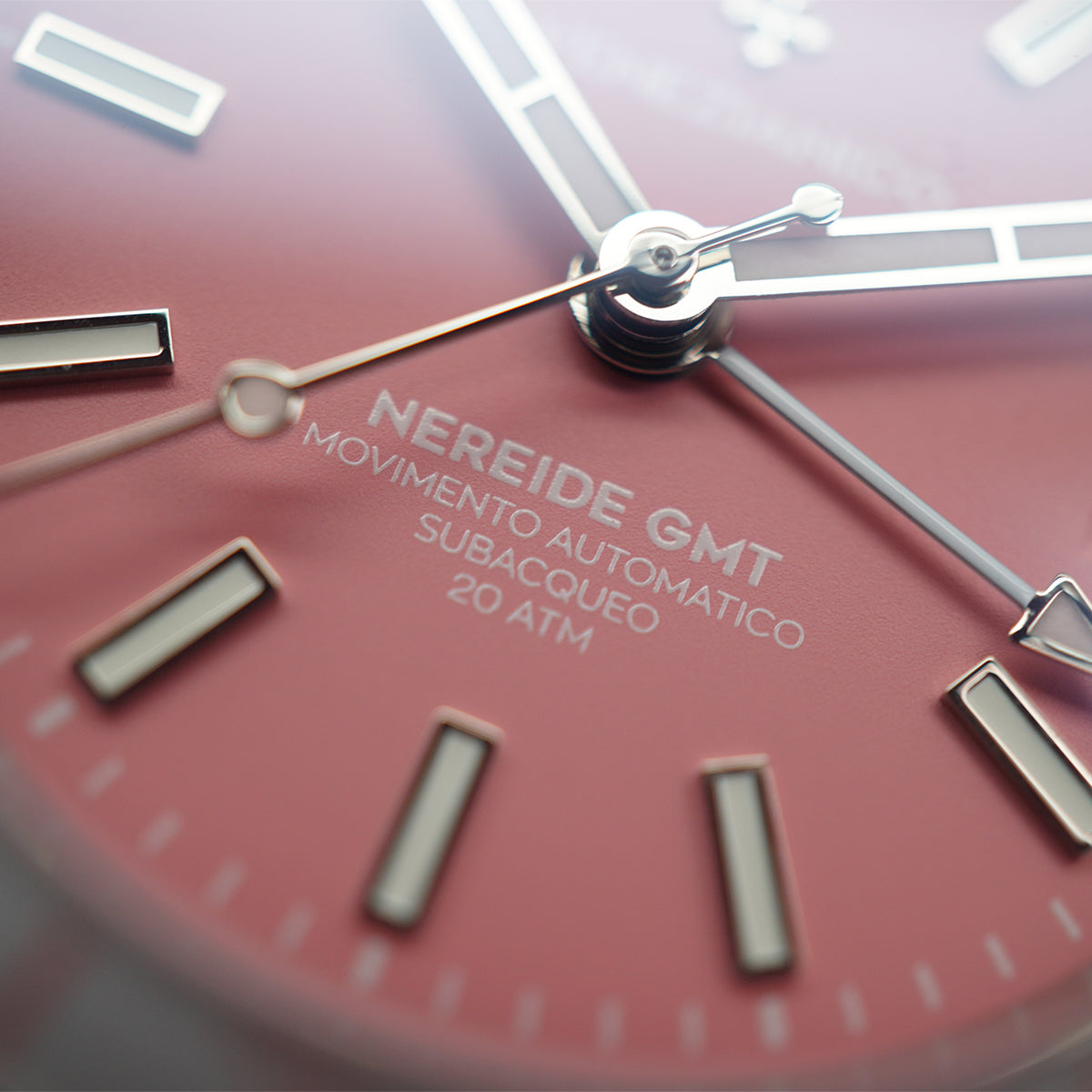 Venezianico Nereide GMT 39mm 3521506C Rosa - Horology Story Youtube Store