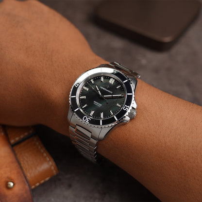 Venezianico Nereide 39mm Tungsteno 3121540C Green MOP Dial - Horology Story Youtube Store