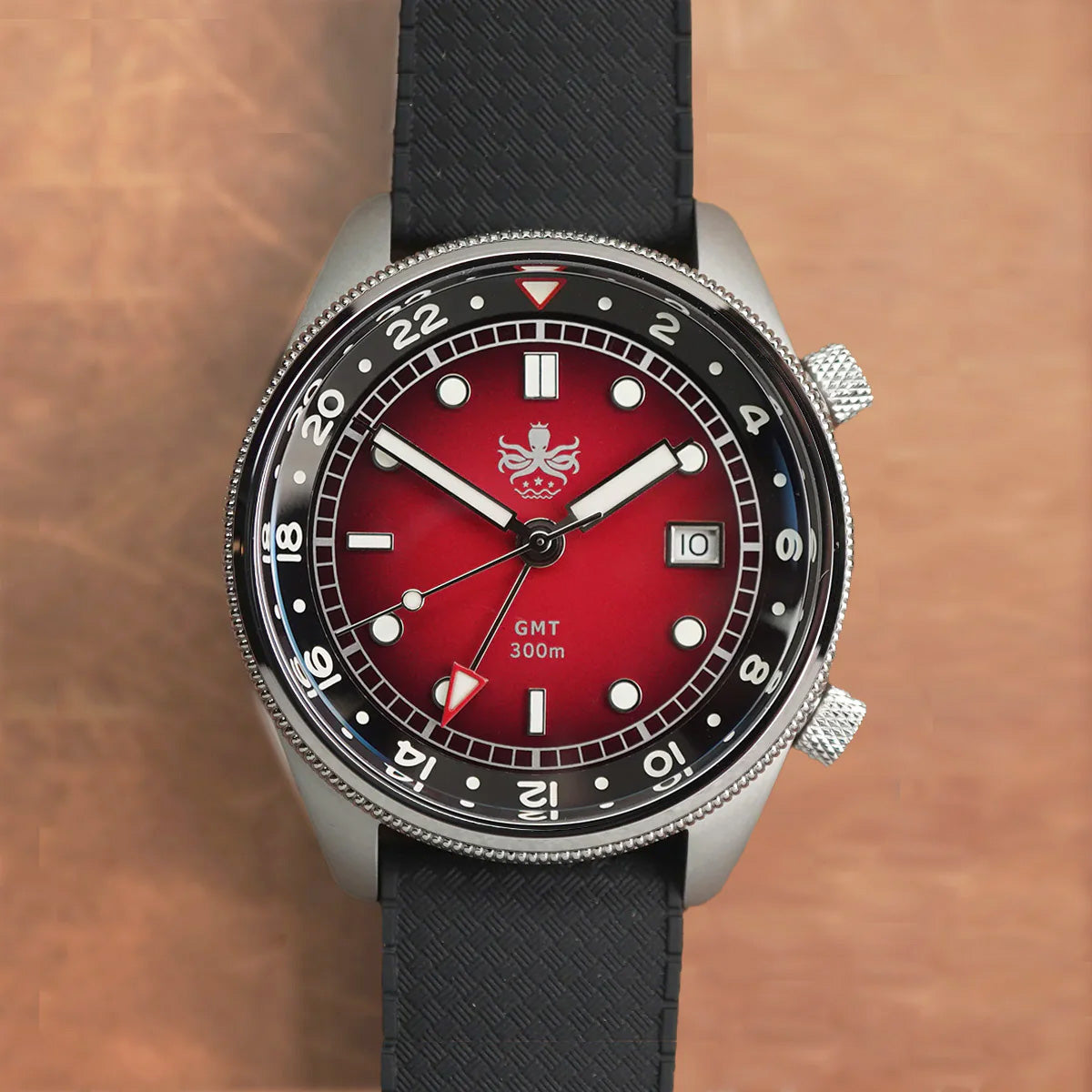 Phoibos Eagle Ray 300m Super Compressor GMT PX023E Fume Red - Horology Story Youtube Store