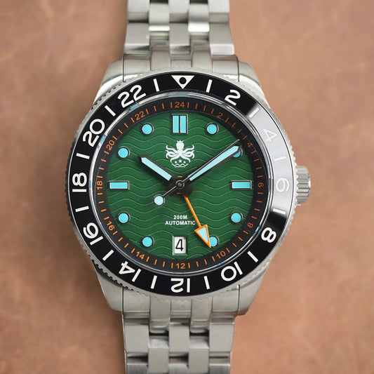 Phoibos Wave Master GMT 200M PY049A Green Dial - Horology Story Youtube Store