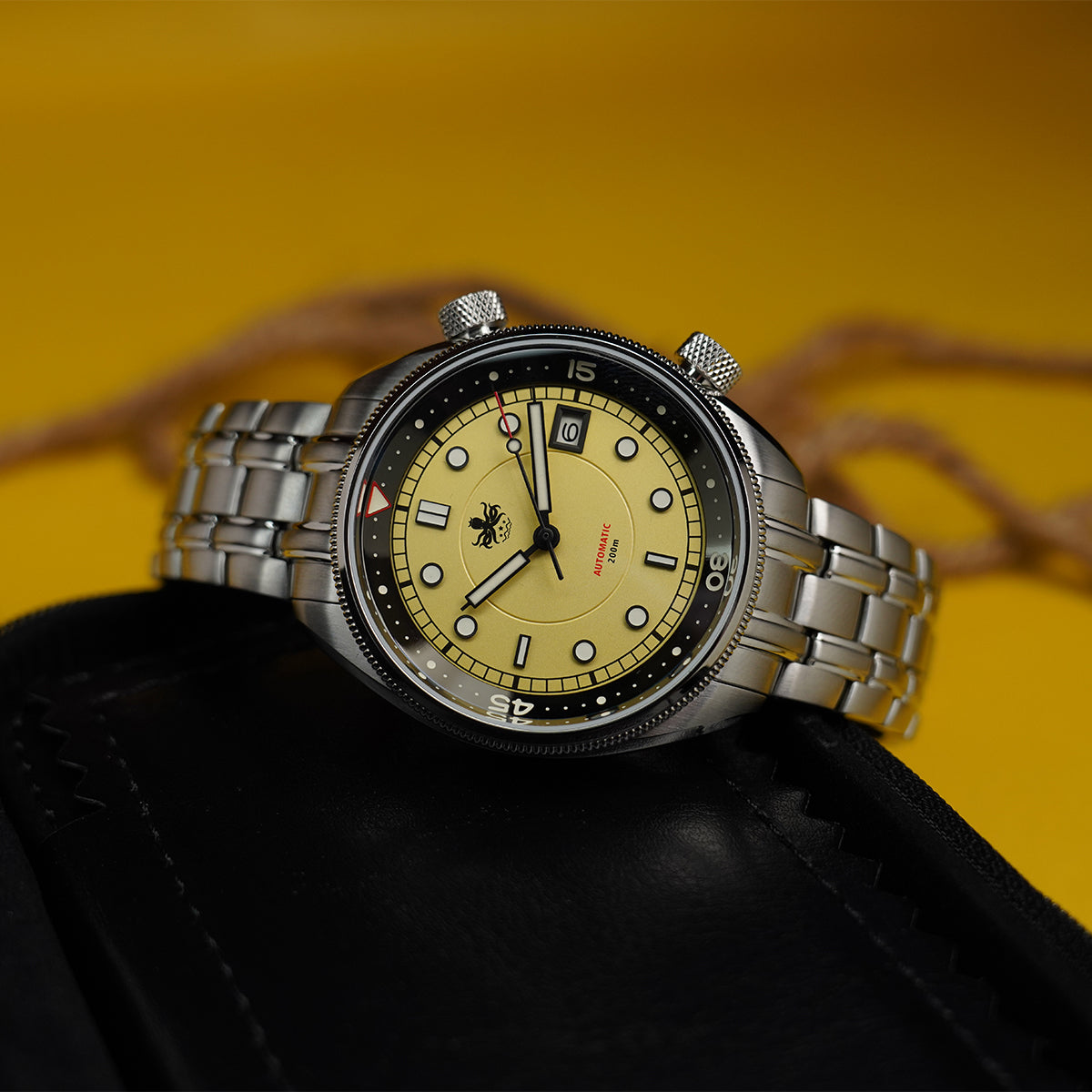 Phoibos Eagle Ray 200m PY048F Pastel Yellow - Horology Story Youtube Store